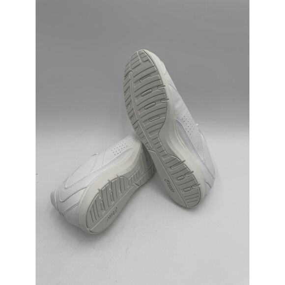 NEW Asics CHEER 7 Women's Cheer Shoe White US Size 9.5 Medium NIB - Picture 9 of 11